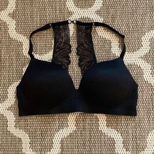 Victoria’s Secret bra incredible padded no wire bra size 36C